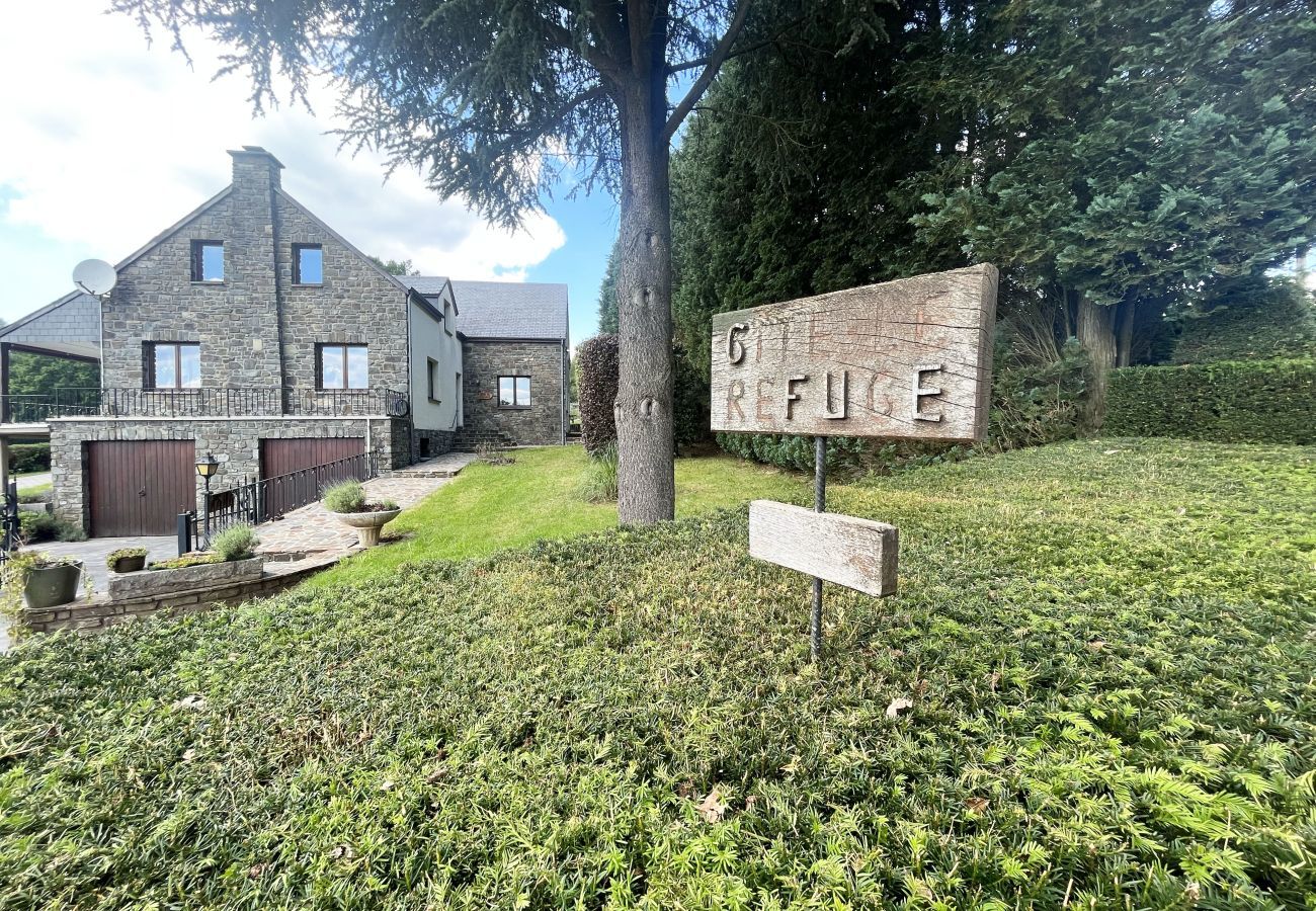 Maison à Opont - Le Refuge by Charles